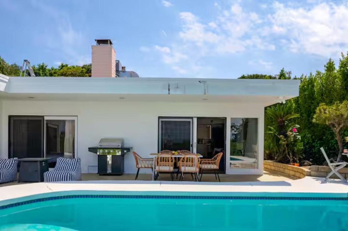 Holiday home Hillside Retreat Heated Pool & Jacuzzi With Valley Views Los Angeles